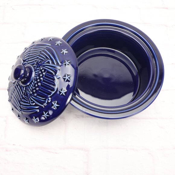 Longaberger Covered Casserole Serving Dish Blue 1 1/2 Quart American Eagle Stars - Picture 4 of 5